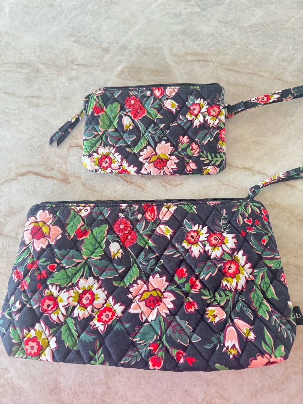 Vera Bradley Floral Quilted Cosmetic Bag & Wristlet 2-Piece Set – Never Used